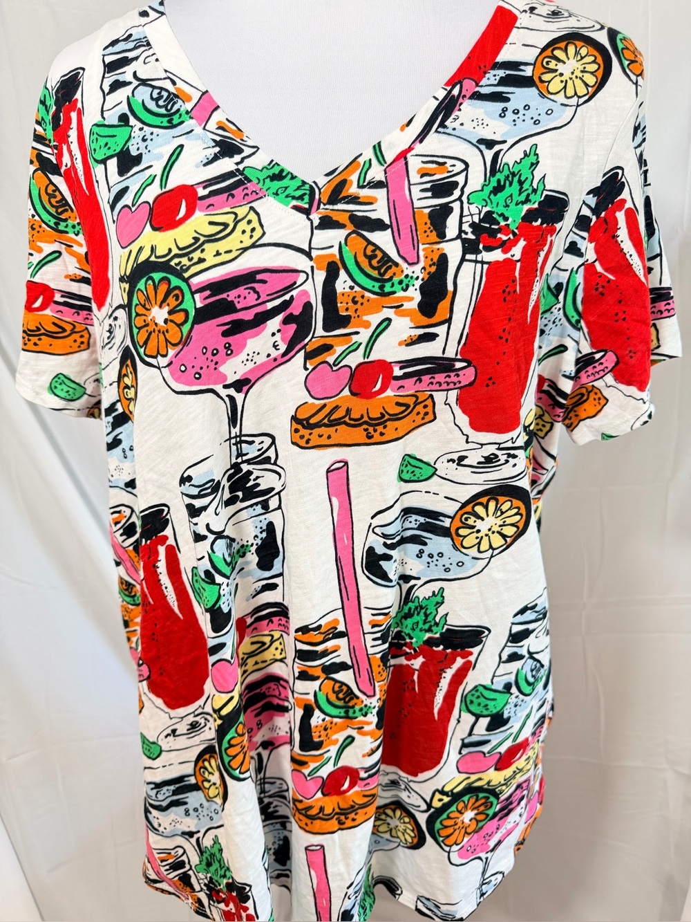 Nicole Miller white cocktail print v-neck cotton t-shirt